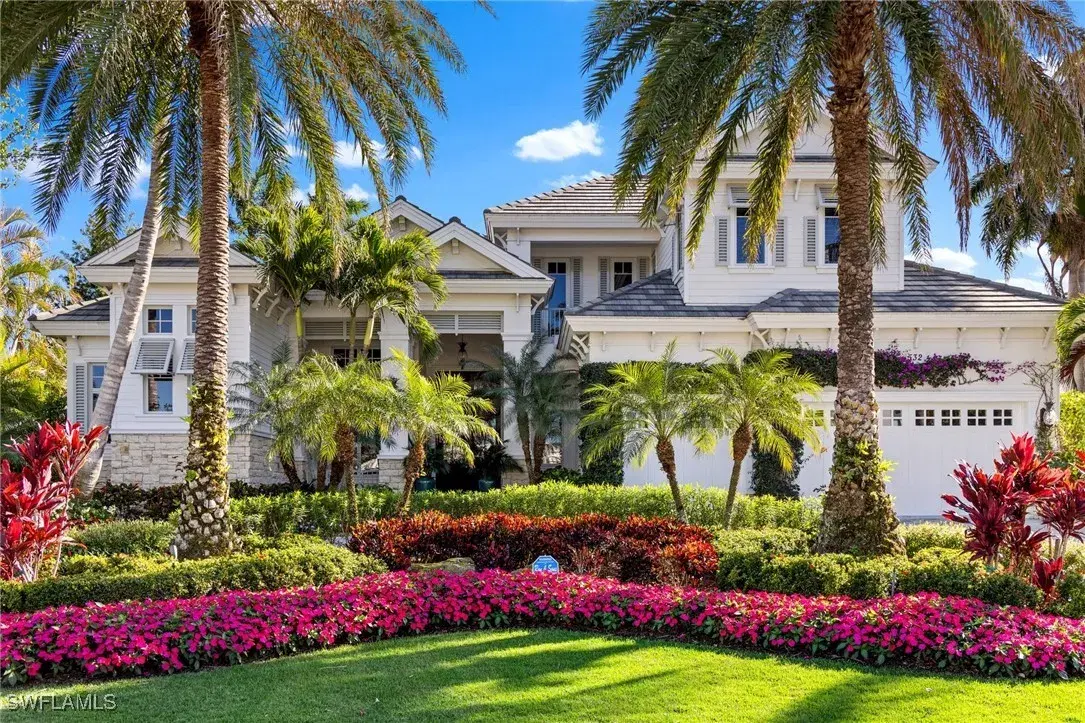 Picture of 532 Pine Grove Ln, Naples, FL 34103