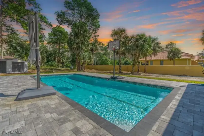 Picture of 230 1St St Nw, Naples FL 34120