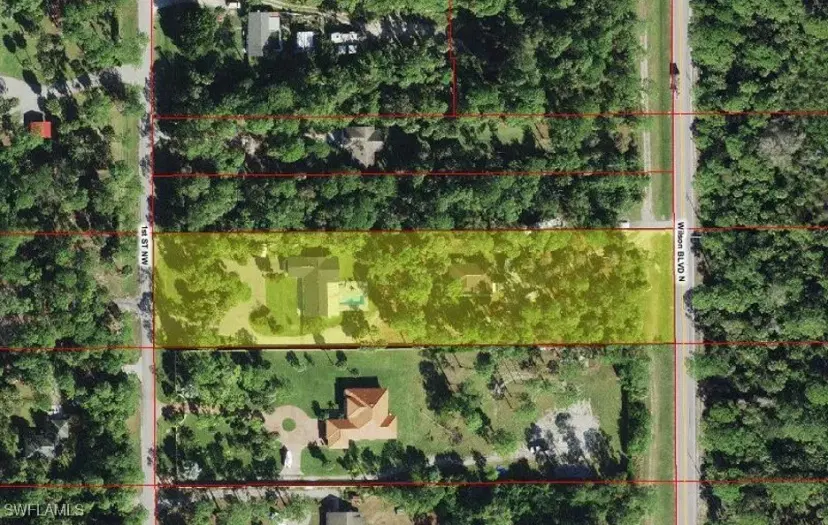 Picture of 230 1St St Nw, Naples FL 34120