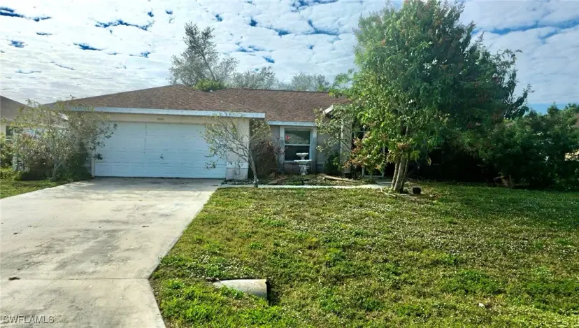 Picture of 2404 SE 8Th Pl, Cape Coral FL 33990