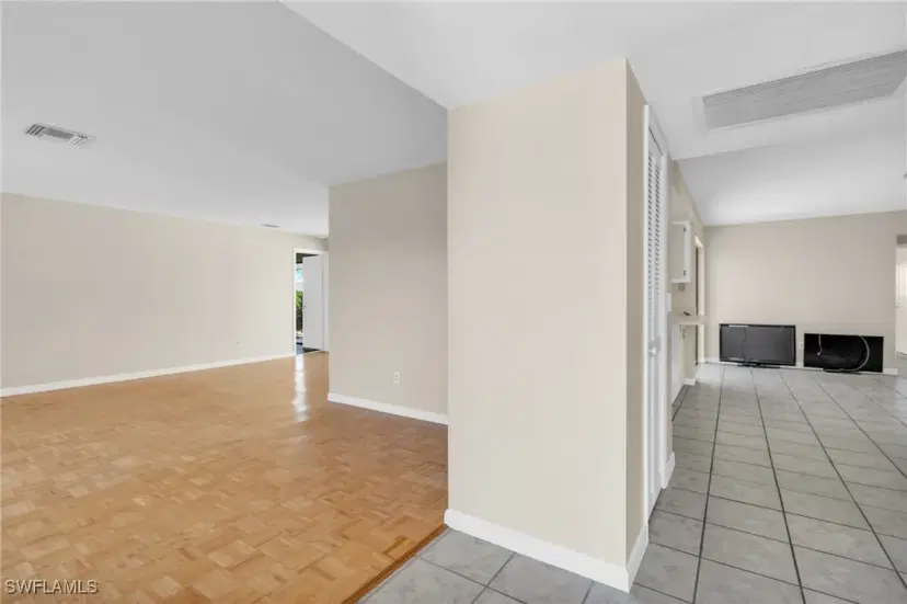 Picture of 4014 SE 11Th Ave, Cape Coral FL 33904