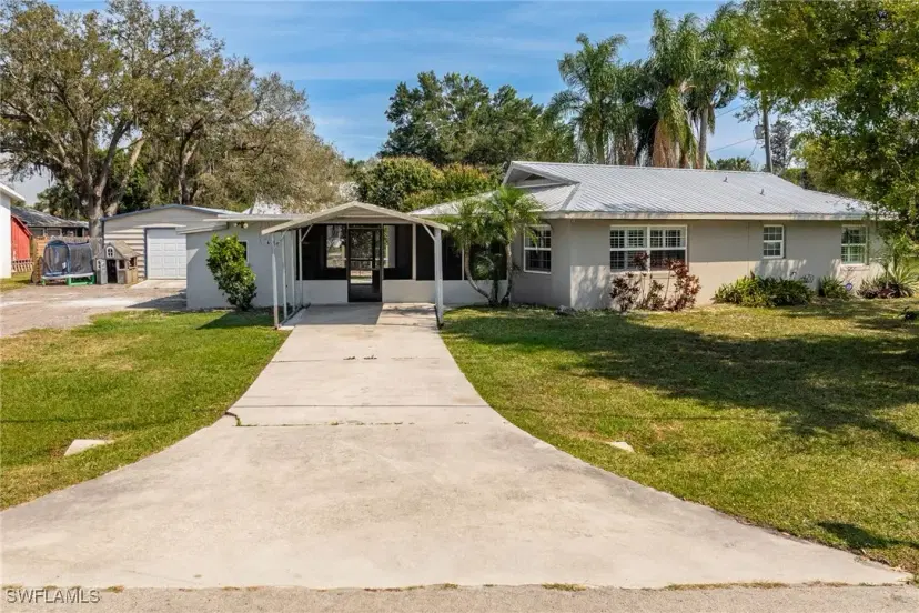 Picture of 2256 Randolph Dr, Fort Myers FL 33905