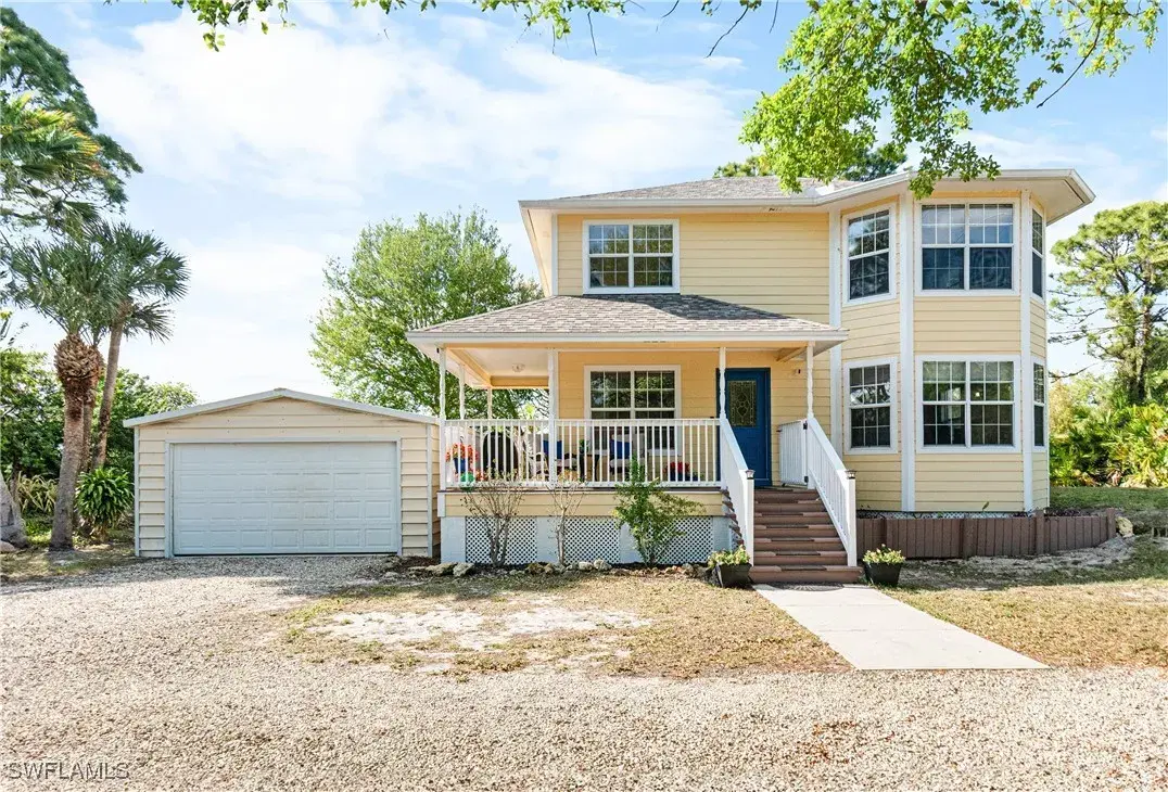 Picture of 1609 Lee Ave, Lehigh Acres, FL 33972