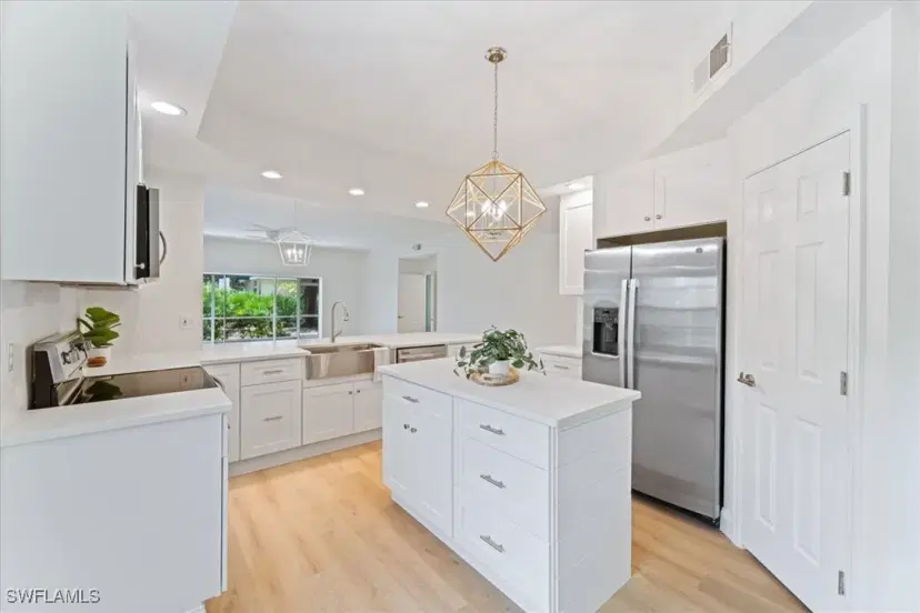 Picture of 2868 Aintree Ln M101, Naples FL 34112