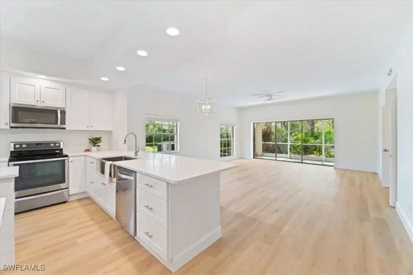 Picture of 2868 Aintree Ln M101, Naples FL 34112