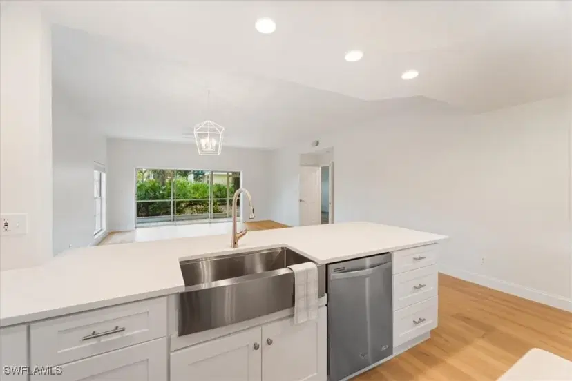 Picture of 2868 Aintree Ln M101, Naples FL 34112