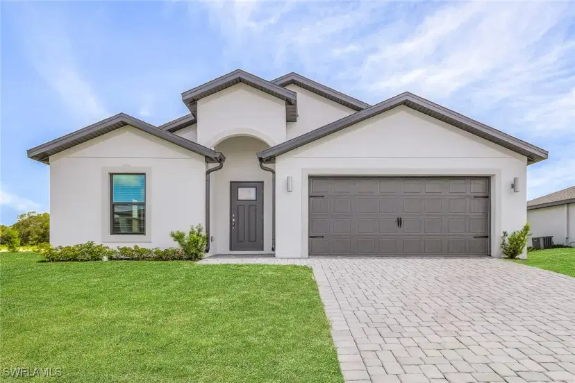 Picture of 900 Gen George Patton Ave, Labelle FL 33935