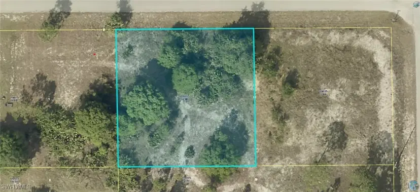 Picture of 220 Palmacea Rd, Fort Myers FL 33905