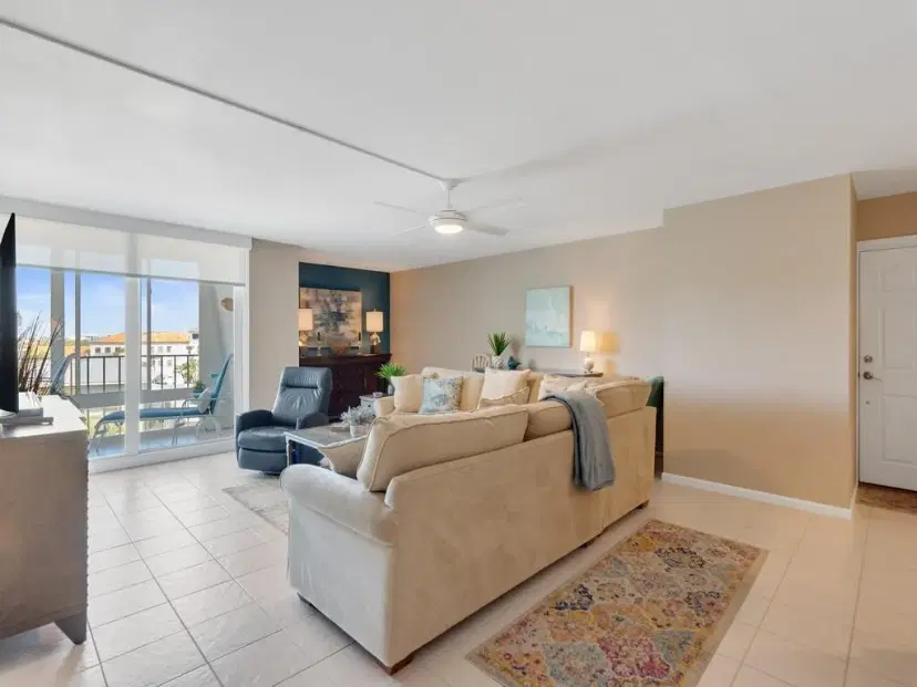 Picture of 4601 Highway A1A 506, Vero Beach FL 32963