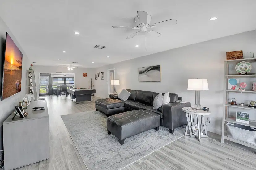 Picture of 4820 Equestrian Circle B, Boynton Beach FL 33436