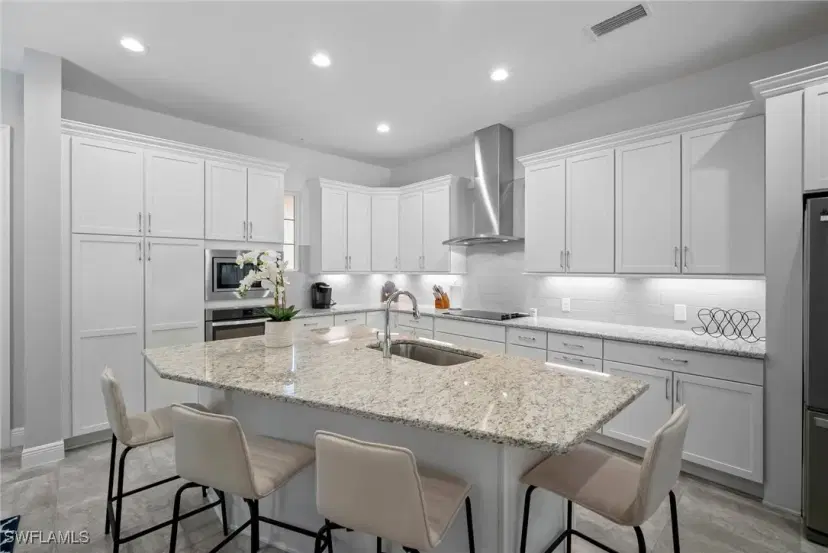 Picture of 21450 Strada Nuova Cir A214, Estero FL 33928