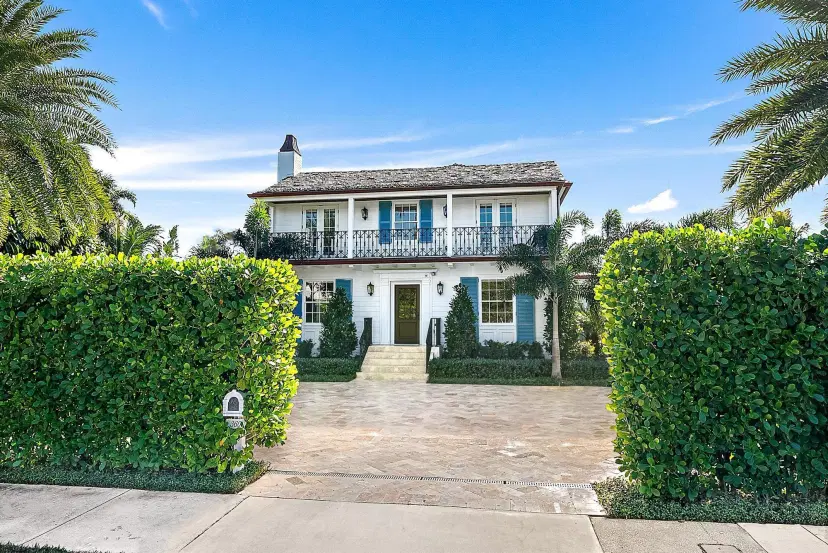 Picture of 360 Seaspray Avenue, Palm Beach FL 33480