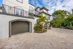Picture of 1004 Bayview Dr, Sanibel, FL 33957