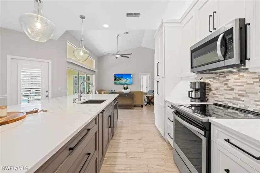 Picture of 7019 Falcons Glen Blvd, Naples FL 34113