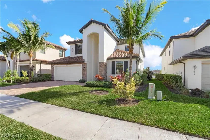 Picture of 9221 Woodhurst Dr, Naples FL 34120
