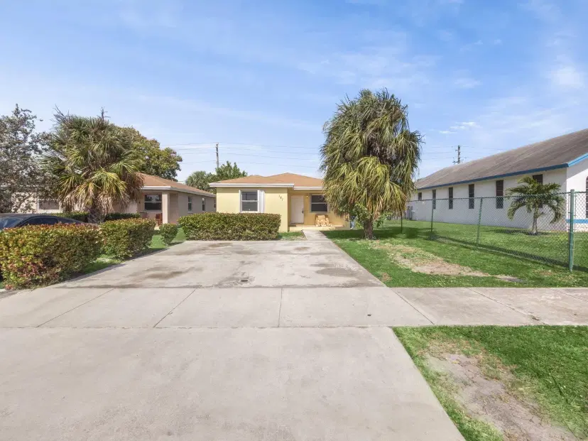 Picture of 181 NE 35Th Court, Oakland Park FL 33334