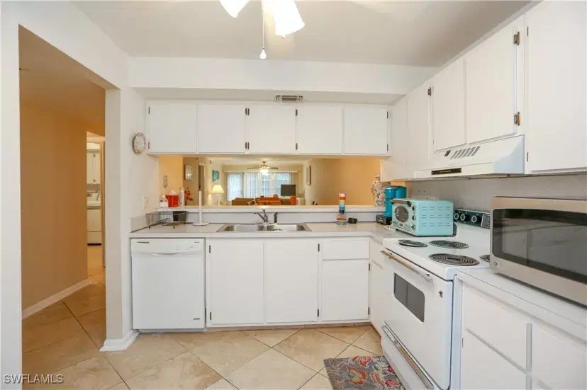 Picture of 4040 Ice Castle Way 2807, Naples FL 34112