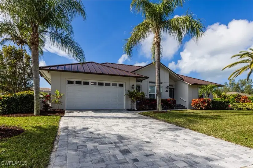 Picture of 701 Tigertail Ct, Marco Island FL 34145