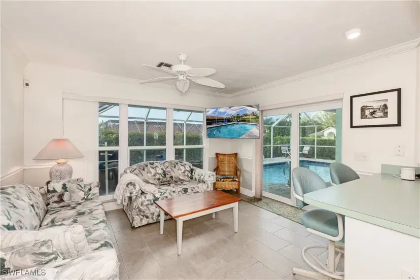 Picture of 701 Tigertail Ct, Marco Island FL 34145