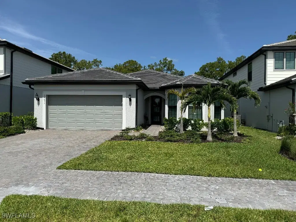 Picture of 10491 Ventana Ln, Naples, FL 34120