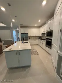 Picture of 10491 Ventana Ln, Naples, FL 34120