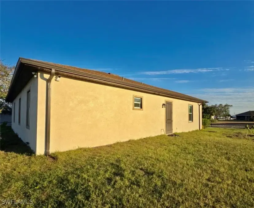Picture of 1623 NE 44Th St, Cape Coral FL 33909