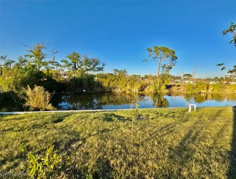 Picture of 1623 NE 44Th St, Cape Coral FL 33909