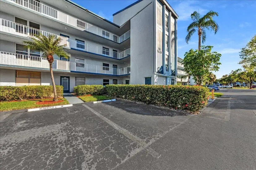 Picture of 7620 NW 18Th Street 104, Margate FL 33063