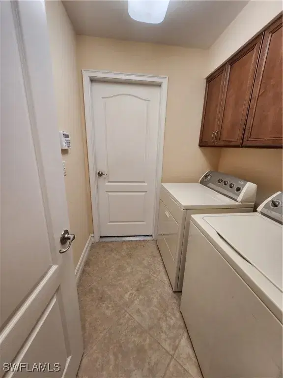 Picture of 409 SW 8Th St, Cape Coral FL 33991