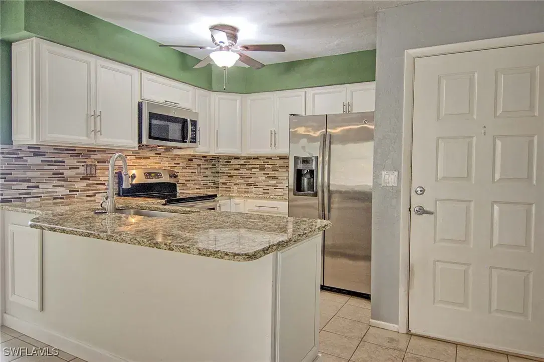Picture of 1100 Pondella Rd 807, Cape Coral, FL 33909