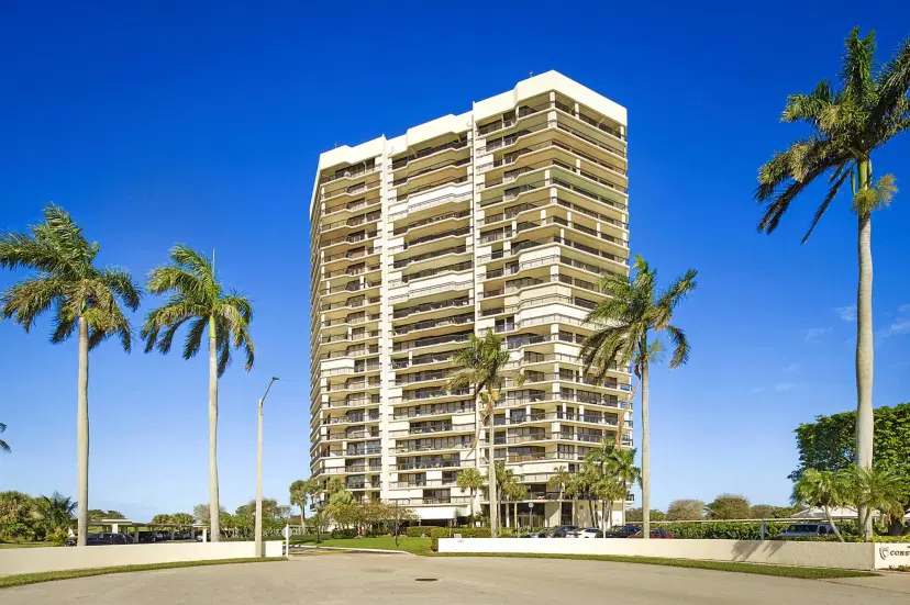 Picture of 1900 Consulate Place 1601, West Palm Beach FL 33401