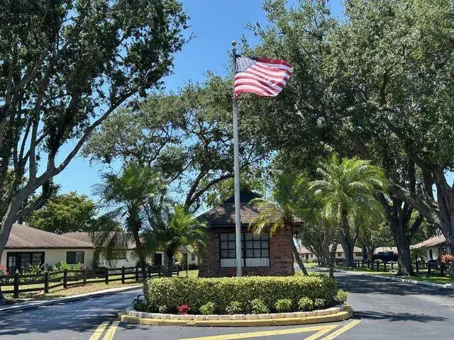 Picture of 4948 Equestrian Circle B, Boynton Beach, FL 33436
