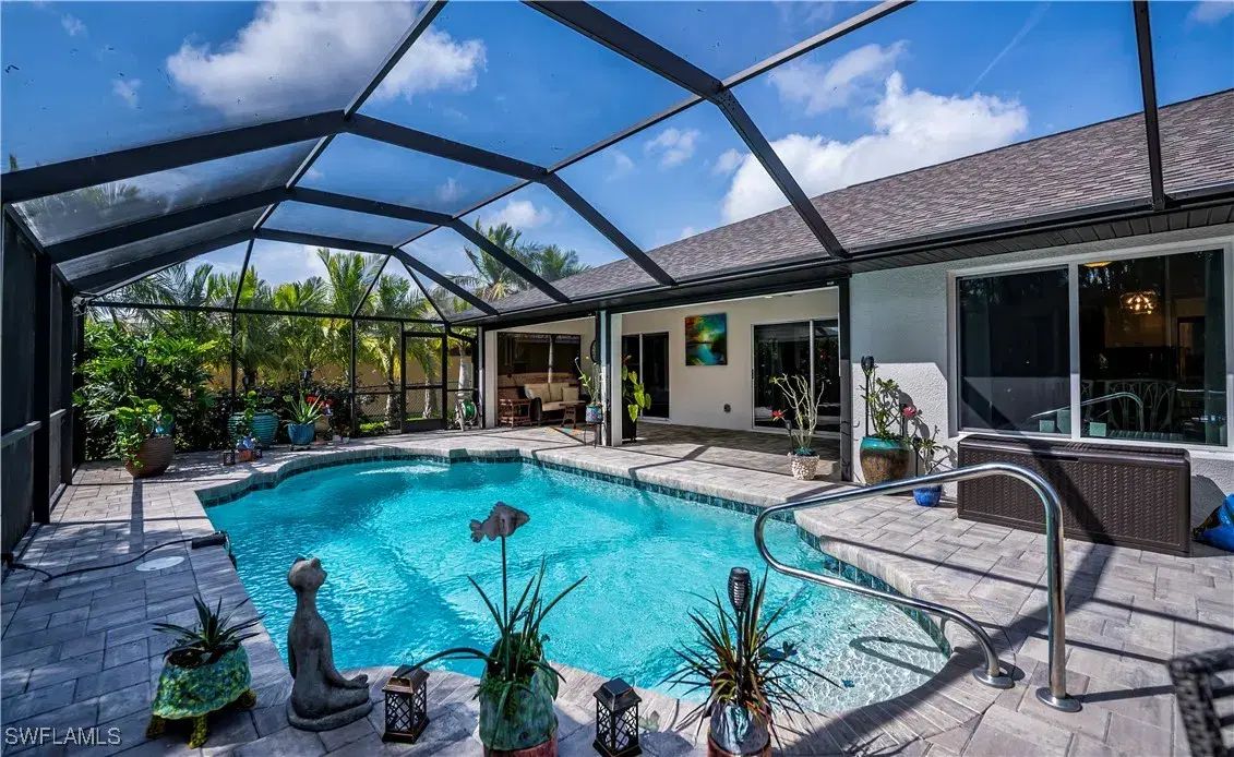 Picture of 2702 SW 31St Ln, Cape Coral, FL 33914