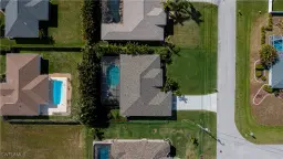 Picture of 2702 SW 31St Ln, Cape Coral, FL 33914