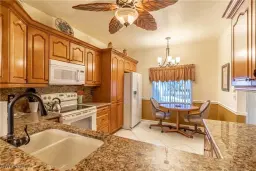Picture of 725 Saratoga Cir A103, Naples, FL 34104