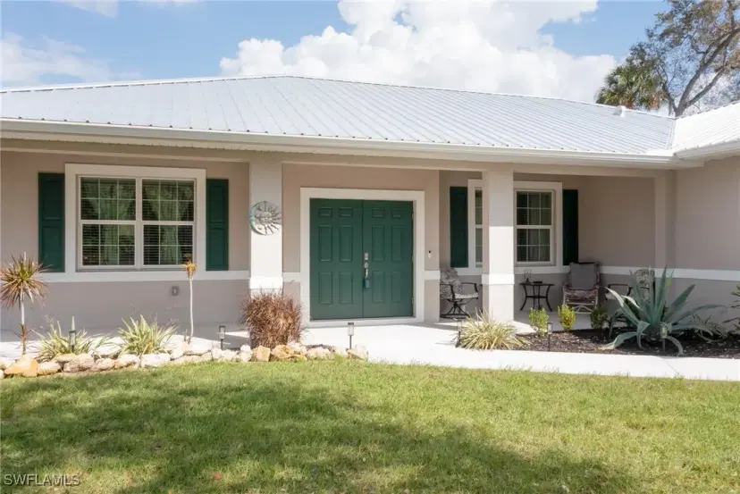 Picture of 5017 Wild Goose Cir, Labelle FL 33935
