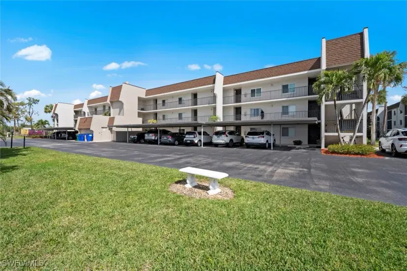 Picture of 25802 Cockleshell Dr 315, Bonita Springs FL 34135