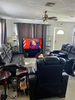 Picture of 2335 NW 171St Ter, Miami Gardens, FL 33056