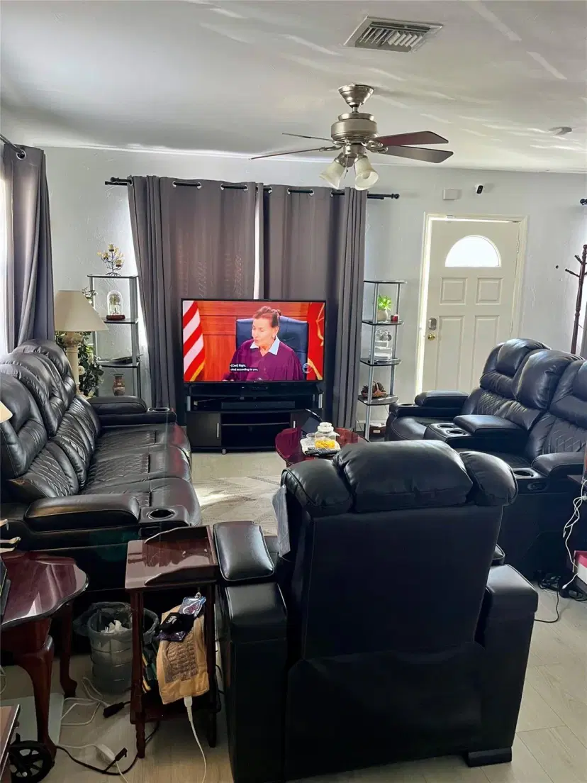 Picture of 2335 NW 171St Ter, Miami Gardens FL 33056