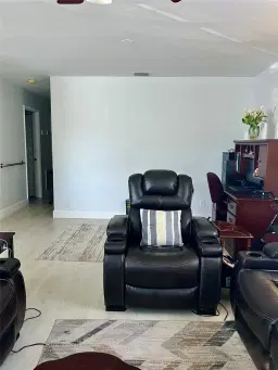Picture of 2335 NW 171St Ter, Miami Gardens, FL 33056
