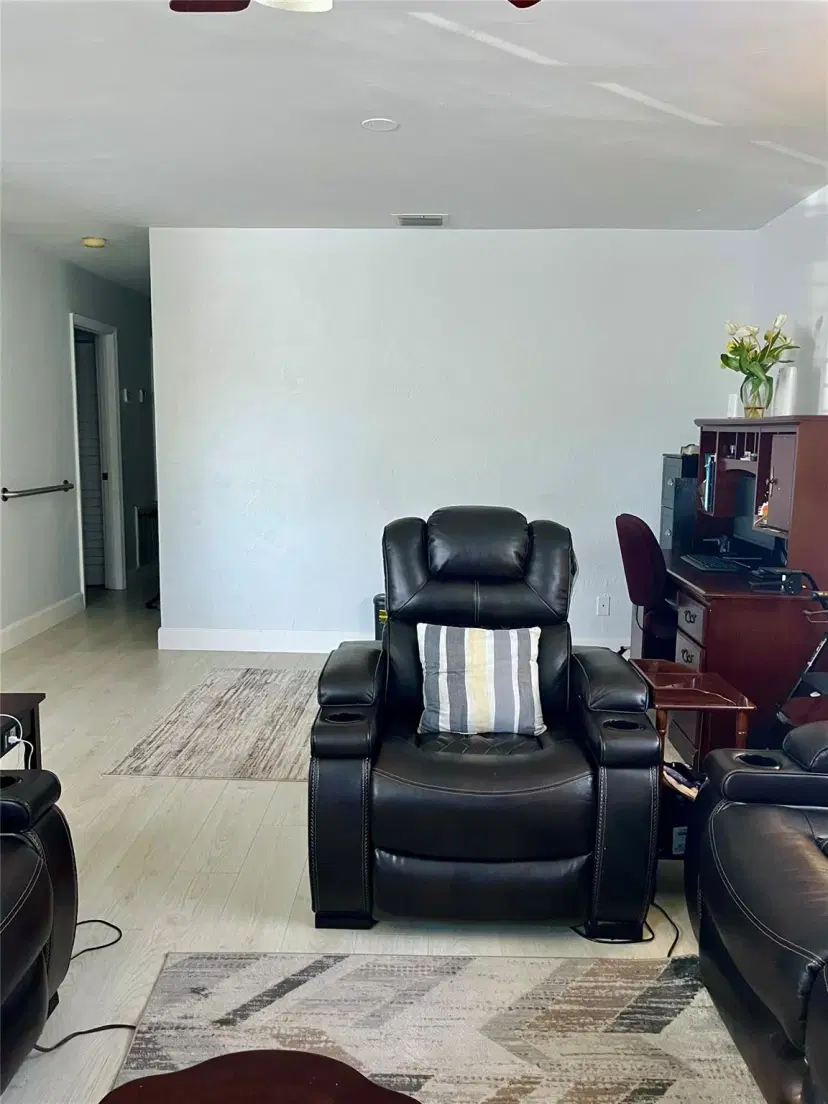 Picture of 2335 NW 171St Ter, Miami Gardens FL 33056