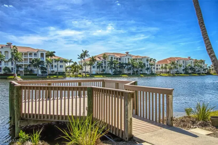 Picture of 20051 Sanibel View Cir 206, Fort Myers FL 33908