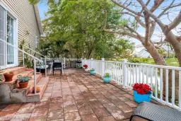 Picture of 370 Leawood Cir, Naples, FL 34104