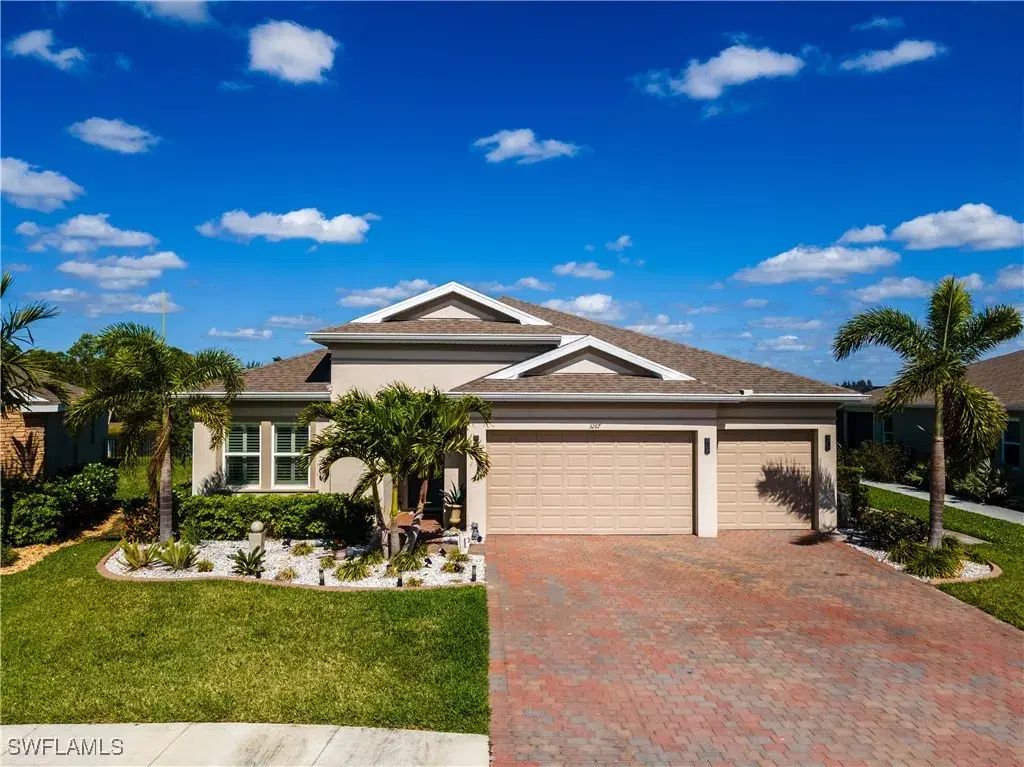 Picture of 3267 Baravaldo Cir, Cape Coral, FL 33909