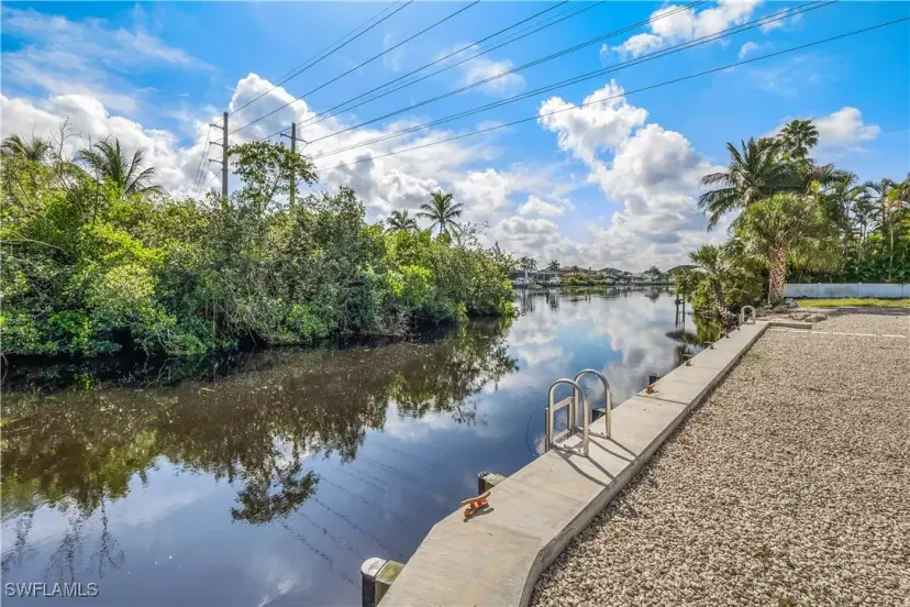 Picture of 6042 Macbeth Ln, Fort Myers FL 33908
