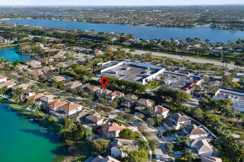 Picture of 19452 SW 68Th St, Pembroke Pines FL 33332