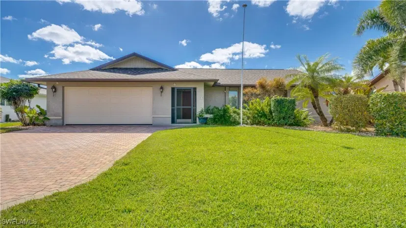 Picture of 1018 SE 22Nd St, Cape Coral FL 33990