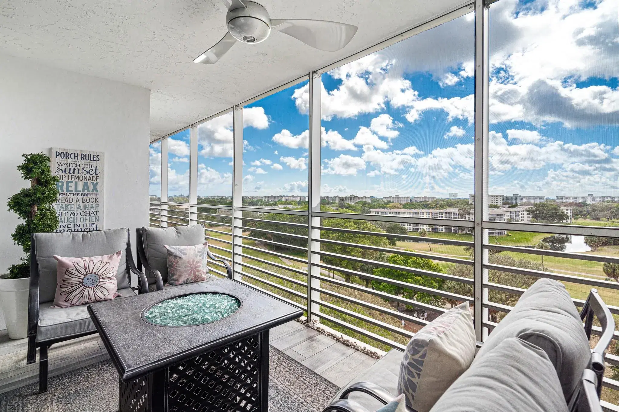 Picture of 3520 Oaks Way 910, Pompano Beach, FL 33069