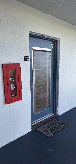 Picture of 2860 Somerset Dr 416, Lauderdale Lakes FL 33311