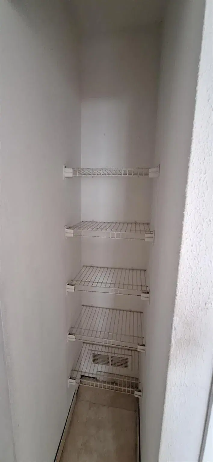 Picture of 2860 Somerset Dr 416, Lauderdale Lakes FL 33311